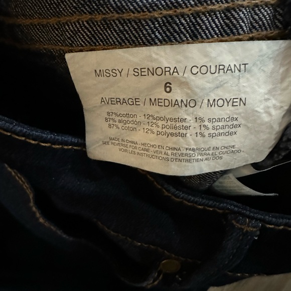 Adrienne Vittadini Jeans - Picture 7 of 9